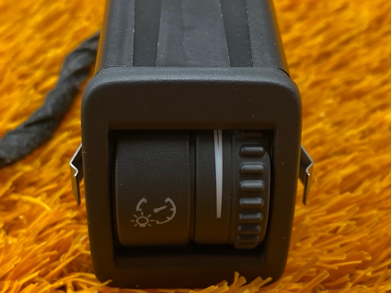 Кнопка освещения панели приборов, 400 рублей, Красноярск