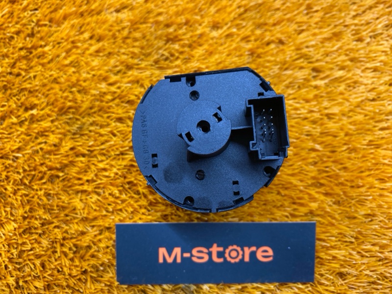 Переключатель света фар, 2000 рублей, Красноярск