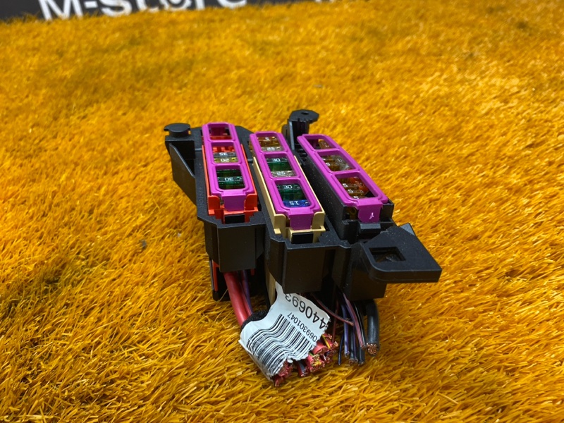 блок предохранителей, 400 рублей, Красноярск