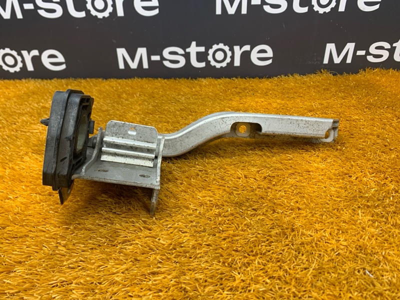 Кронштейн радиатора, 1500 рублей, Красноярск