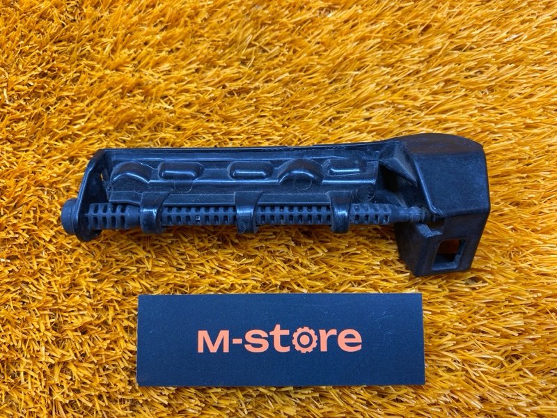 крепление бампера, 1000 рублей, Красноярск