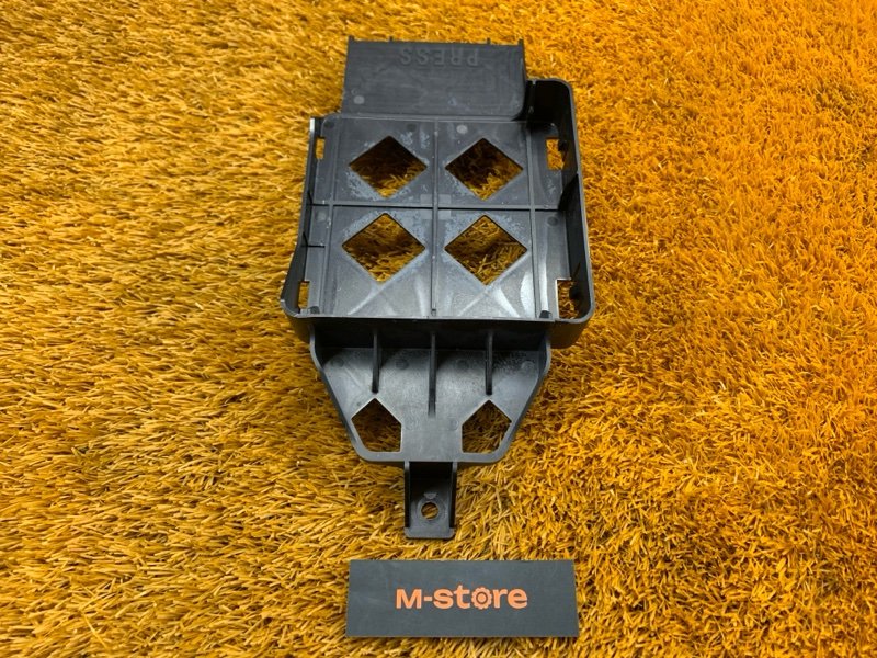 кронштейн, 1000 рублей, Красноярск