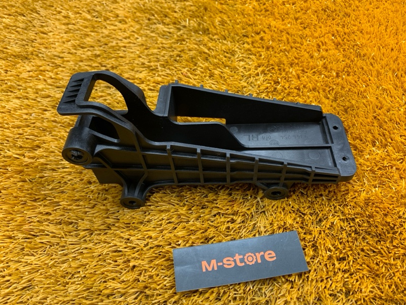 кронштейн педали тормоза, 300 рублей, Красноярск