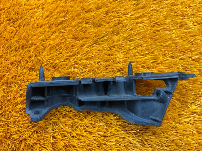 крепление бампера, 1000 рублей, Красноярск