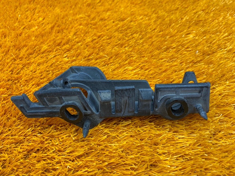 крепление бампера, 1000 рублей, Красноярск