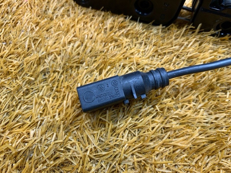 замок капота, 500 рублей, Красноярск