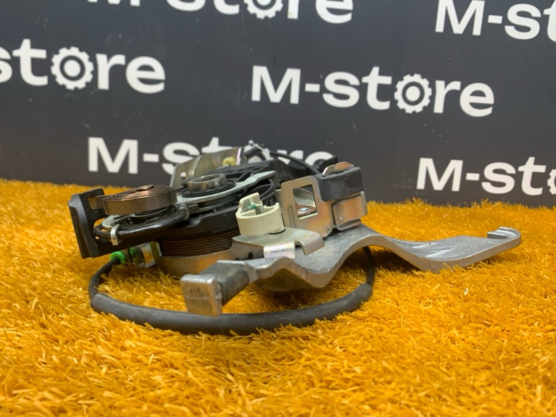 Педаль стояночного тормоза, 500 рублей, Красноярск