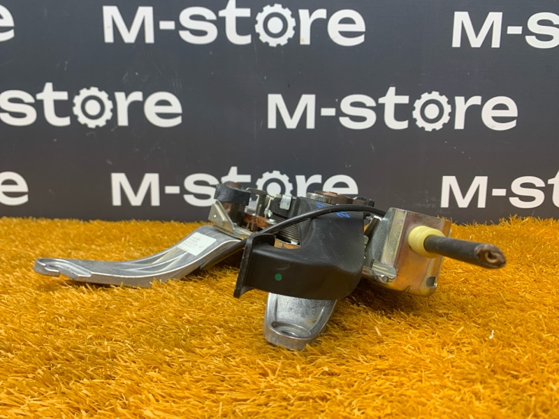 Педаль стояночного тормоза, 500 рублей, Красноярск