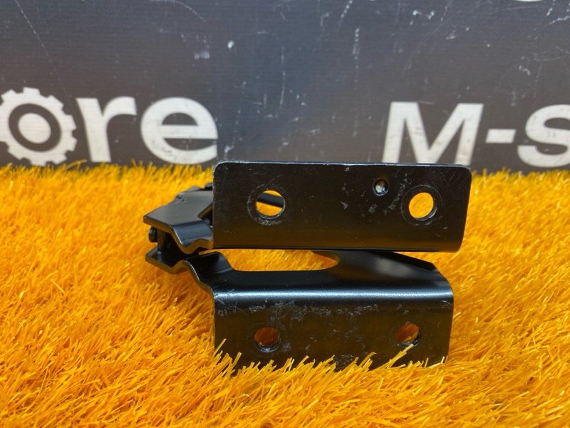 Кронштейн спинки заднего сиденья, 200 рублей, Красноярск