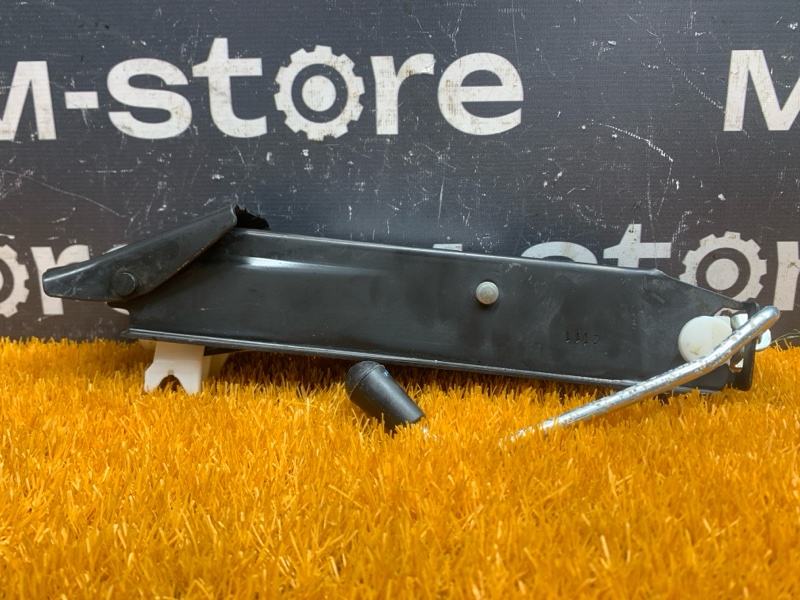 домкрат, 3000 рублей, Красноярск