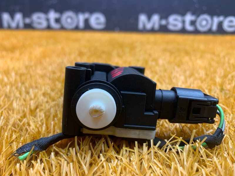 Замок лючка бензобака, 500 рублей, Красноярск