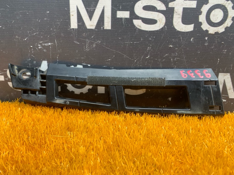 крепление бампера, 800 рублей, Красноярск