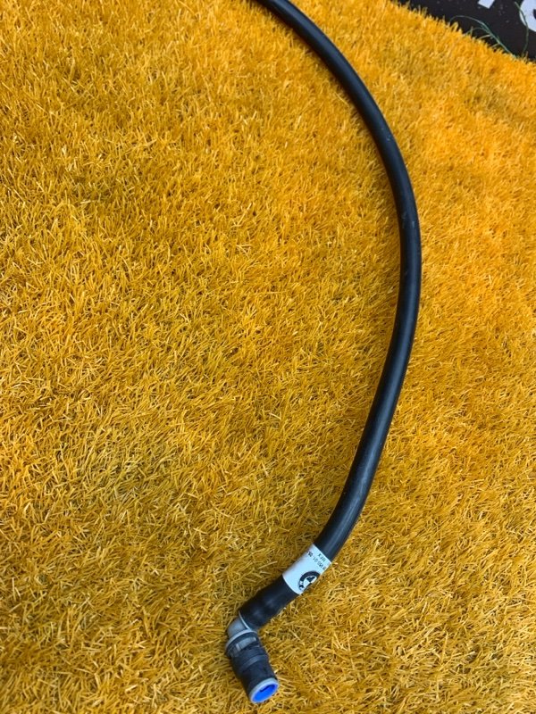 Шланг омывателя фар, 1000 рублей, Красноярск