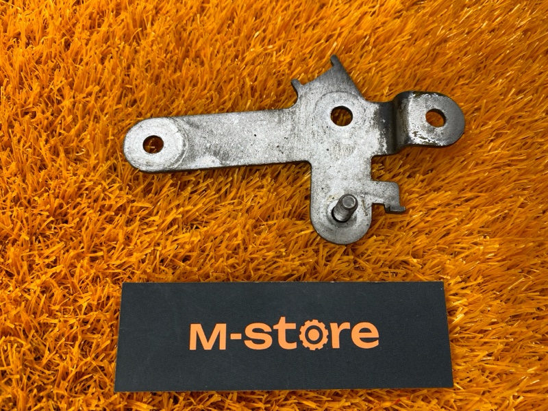 Кронштейн вакуумного насоса, 300 рублей, Красноярск