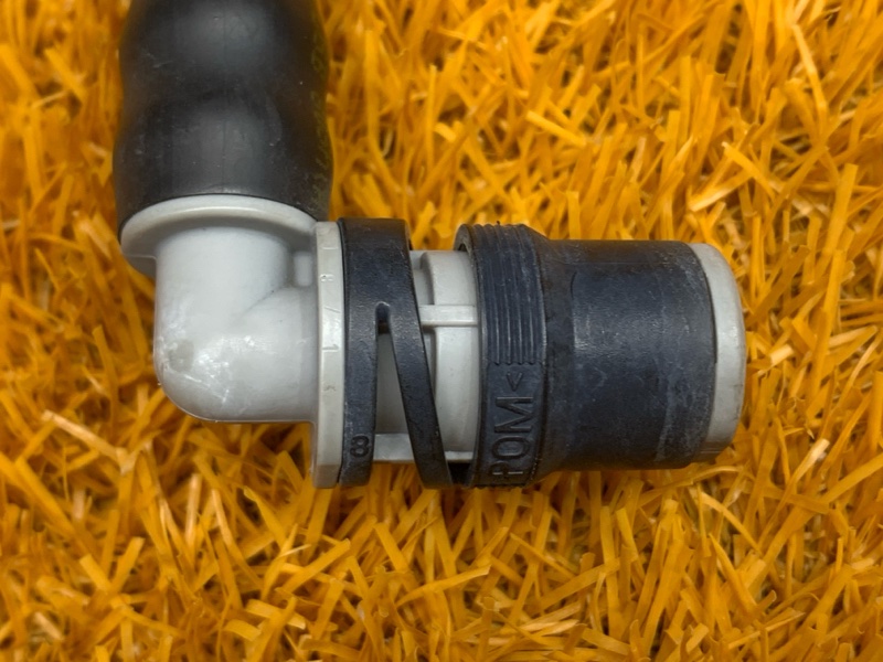 Шланг омывателя фар, 1000 рублей, Красноярск