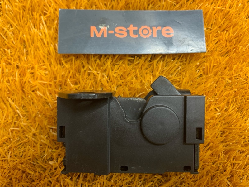 замок капота, 500 рублей, Красноярск