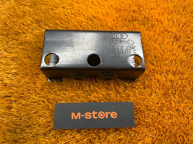 кронштейн пола багажника, 200 рублей, Красноярск