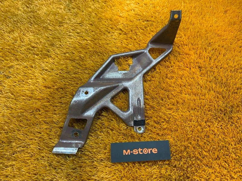 Кронштейн обшивки двери, 300 рублей, Красноярск