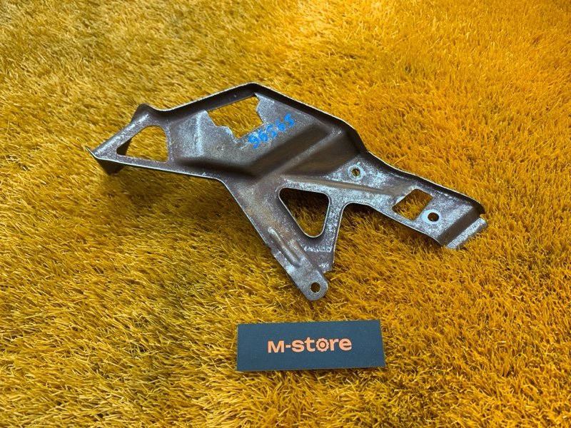 Кронштейн обшивки двери, 300 рублей, Красноярск