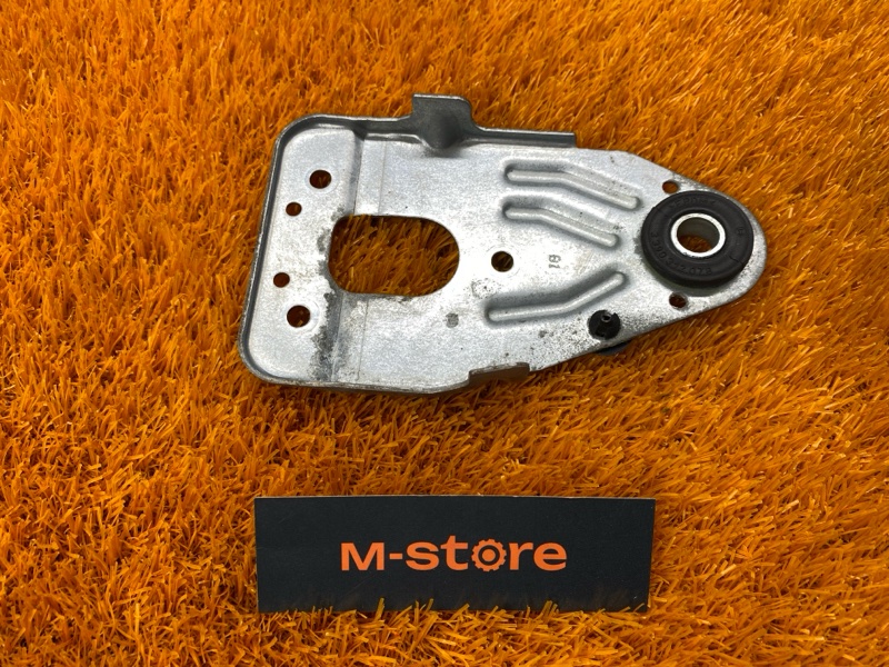 Кронштейн мотора стелоочистителя, 200 рублей, Красноярск