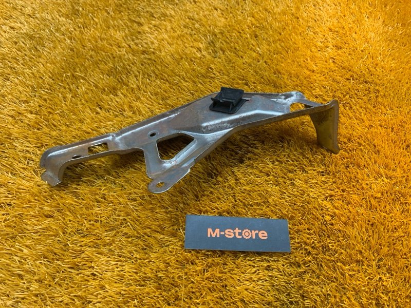 Кронштейн обшивки двери, 200 рублей, Красноярск