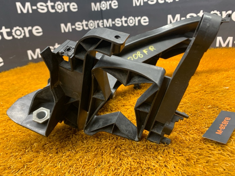 кронштейн фары, 2000 рублей, Красноярск