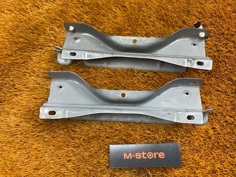 кронштейн потолочной ручки, 300 рублей, Красноярск