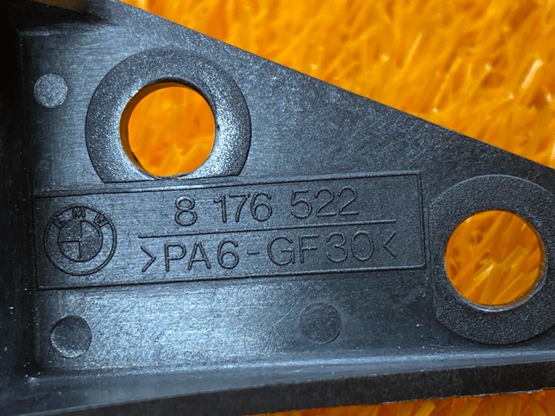 кронштейн панели, 200 рублей, Красноярск