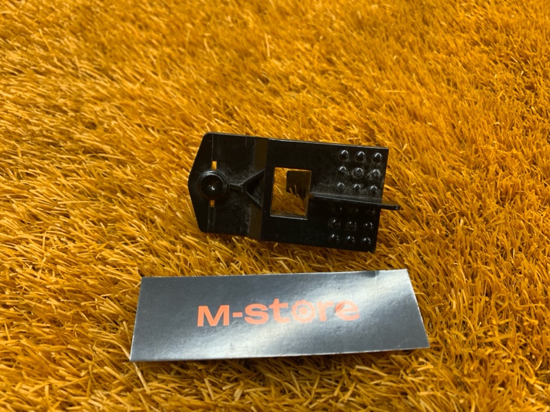 кронштейн обшивки багажника, 300 рублей, Красноярск