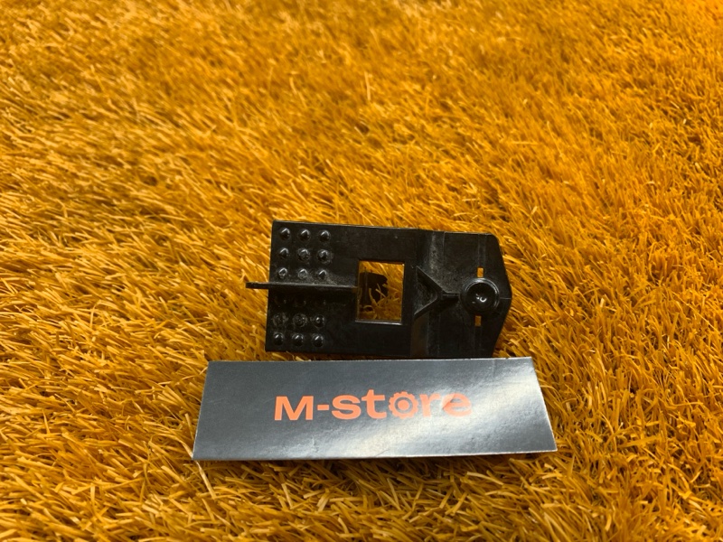 кронштейн обшивки багажника, 300 рублей, Красноярск