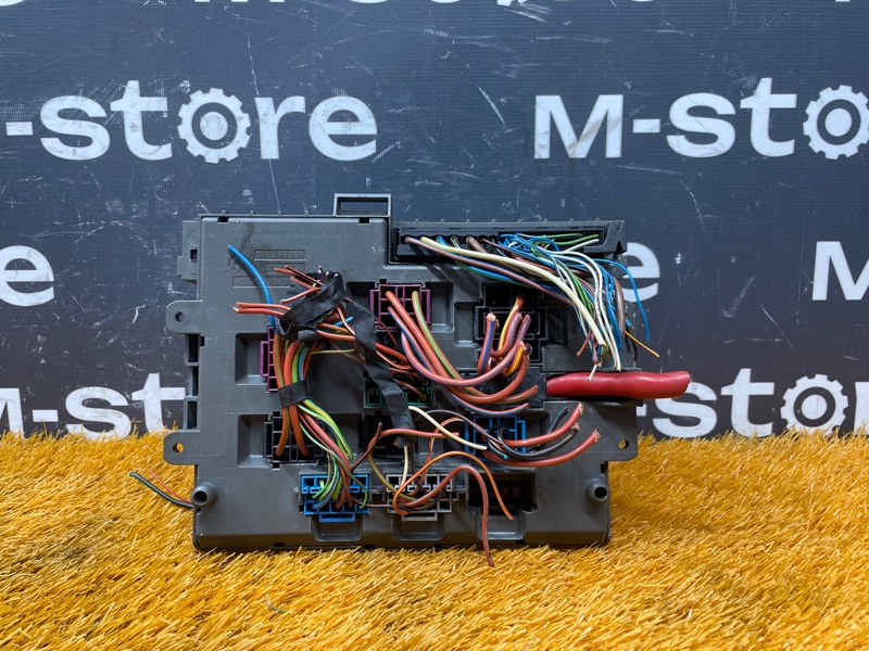 блок предохранителей, 2000 рублей, Красноярск