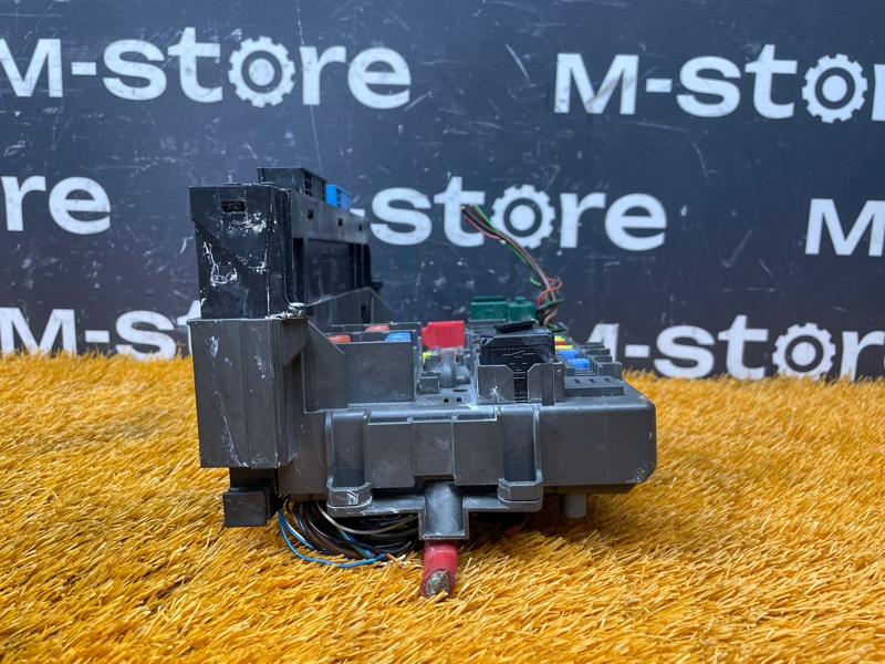 блок предохранителей, 2000 рублей, Красноярск