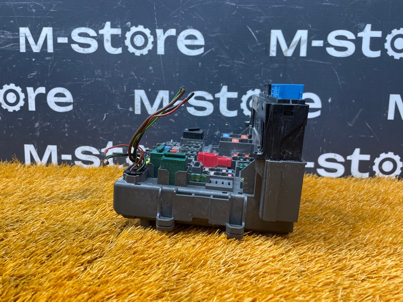 блок предохранителей, 2000 рублей, Красноярск