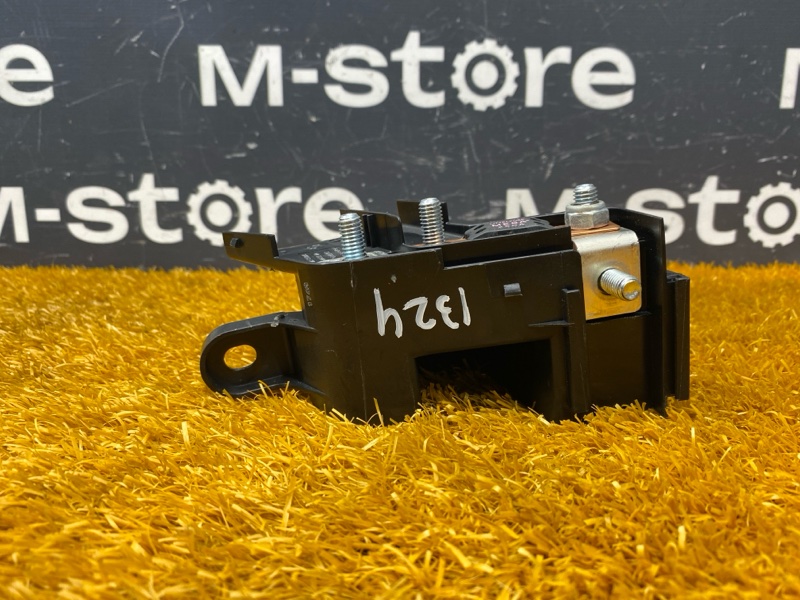 Крышка плюсовой клеммы, 300 рублей, Красноярск