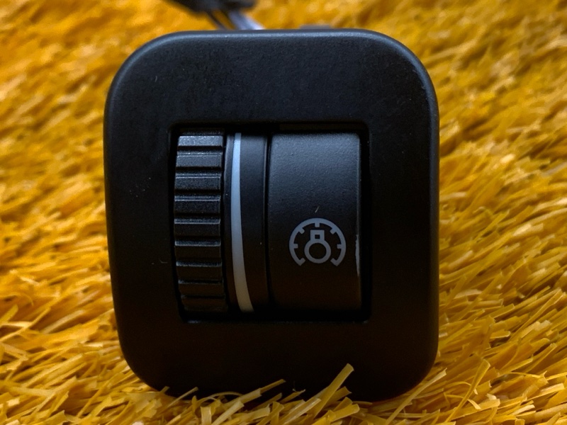 Кнопка освещения панели приборов, 300 рублей, Красноярск