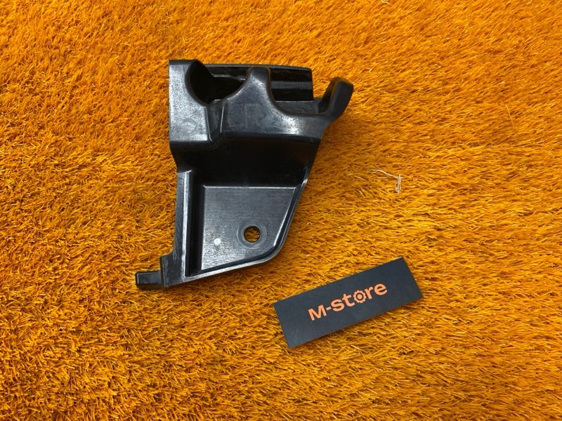 крепление бампера, 500 рублей, Красноярск