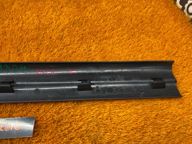 Накладка на порог салона, 400 рублей, Красноярск