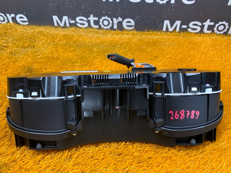 щиток приборов, 2000 рублей, Красноярск