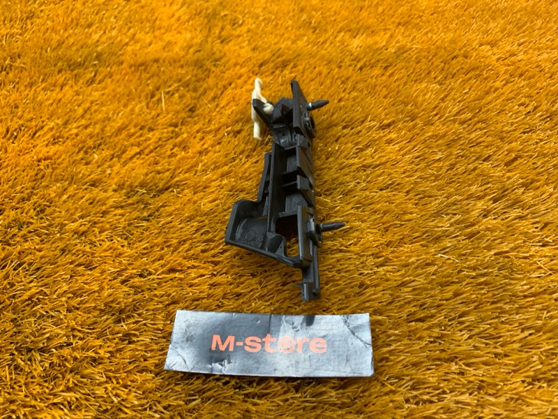 крепление бампера, 1000 рублей, Красноярск