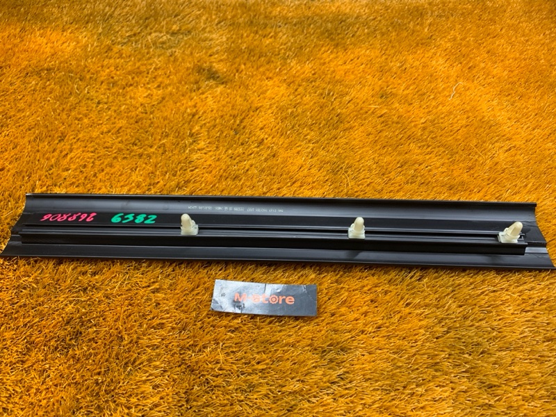 Накладка на порог салона, 400 рублей, Красноярск