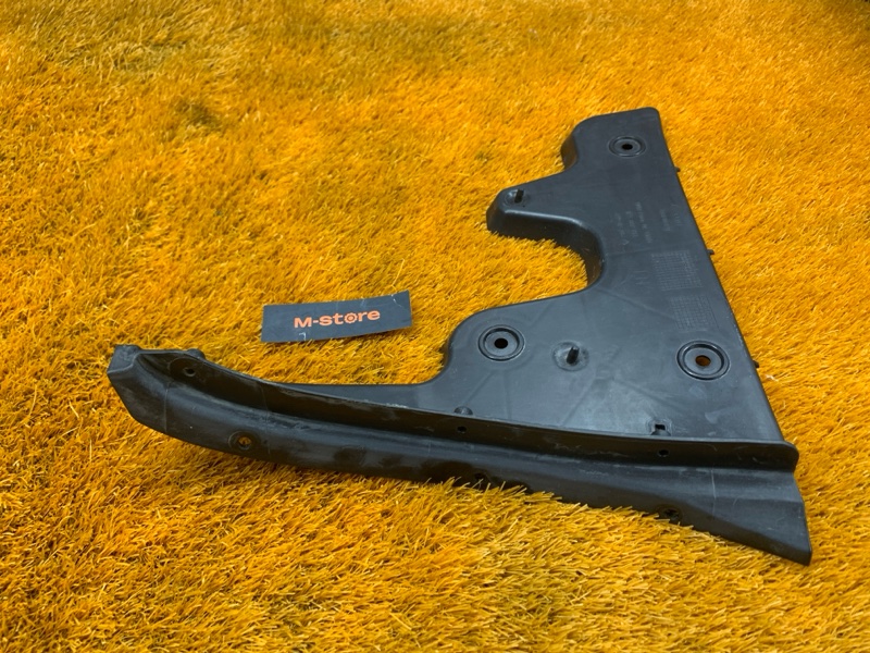 крепление бампера, 300 рублей, Красноярск