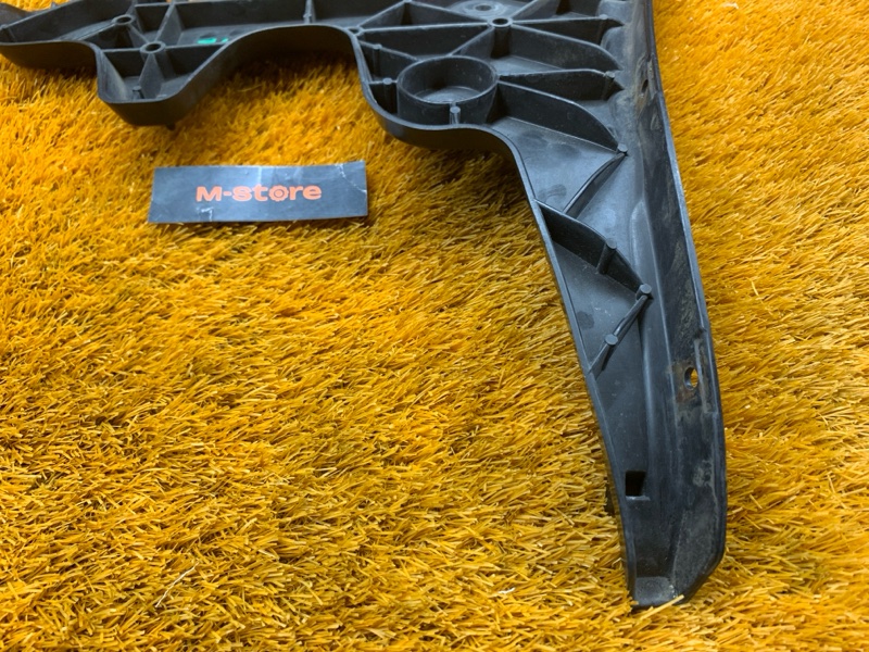 крепление бампера, 500 рублей, Красноярск