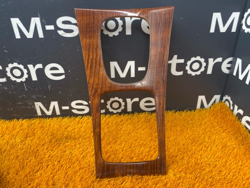 Накладка центральной консоли, 1000 рублей, Красноярск