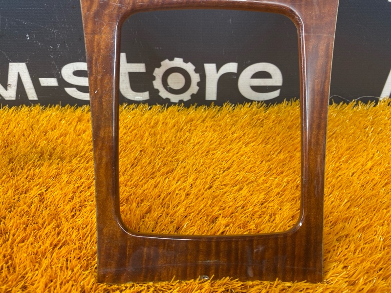 Накладка центральной консоли, 1000 рублей, Красноярск