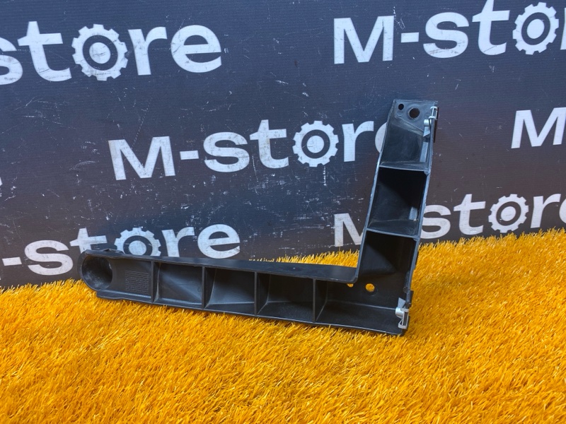 крепление бампера, 200 рублей, Красноярск