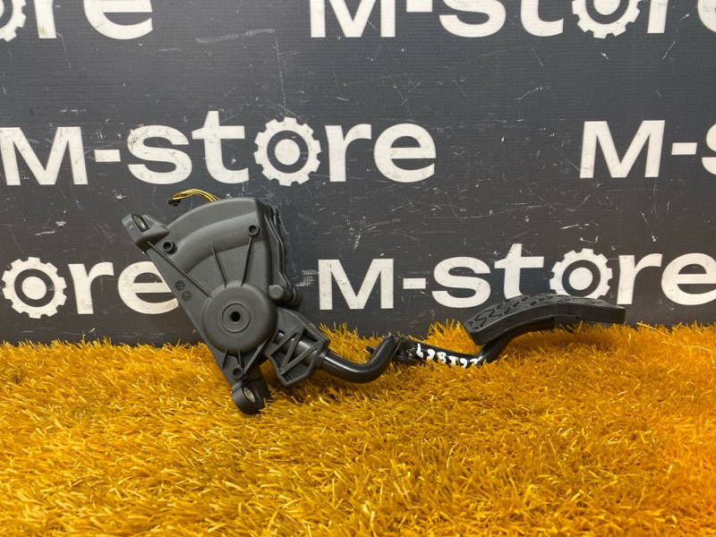 педаль газа, 450 рублей, Красноярск