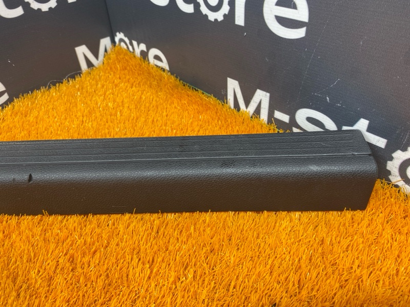 Накладка на порог салона, 200 рублей, Красноярск