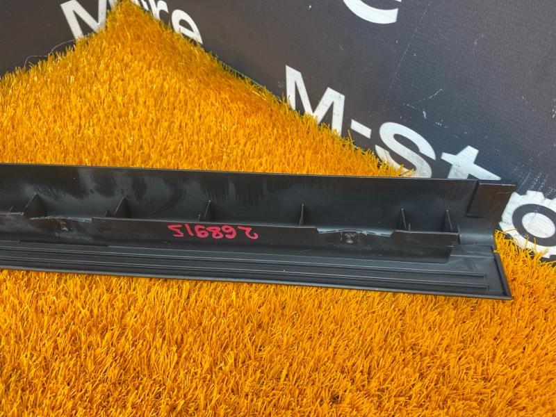 Накладка на порог салона, 200 рублей, Красноярск