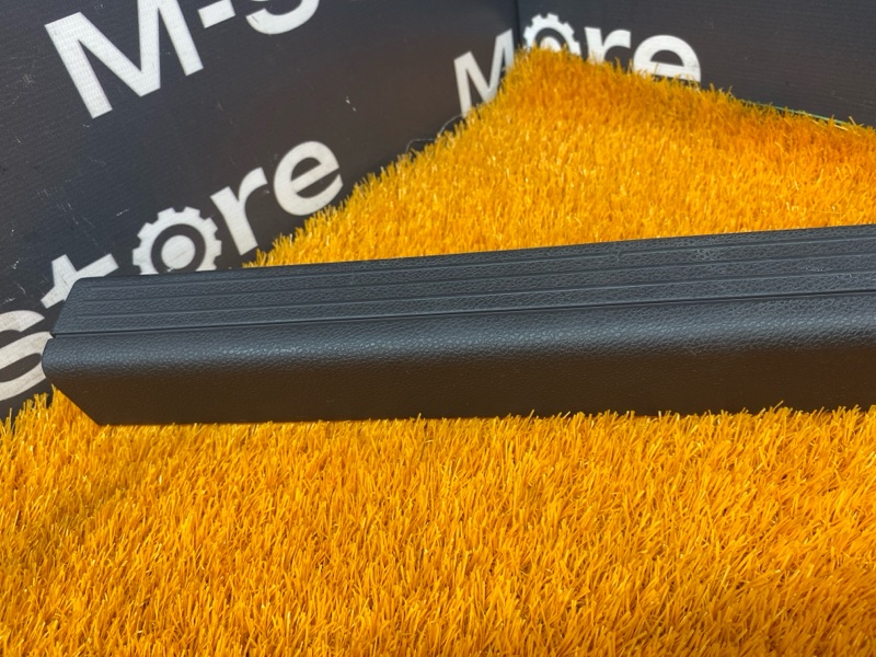 Накладка на порог салона, 300 рублей, Красноярск