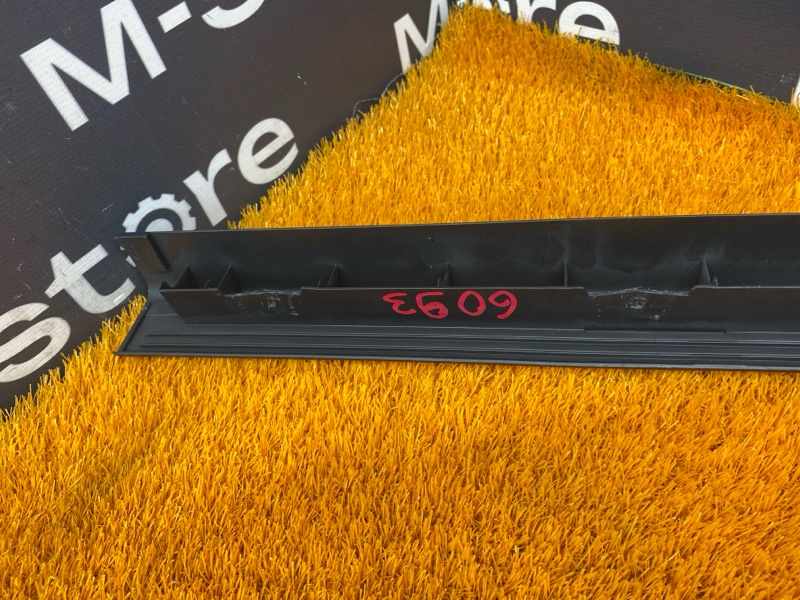 Накладка на порог салона, 300 рублей, Красноярск